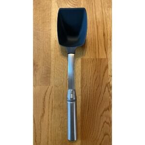 Pampered Chef Nylon Ladle 20D Metal Handle 100286 Large Scoop & Serve Casserole